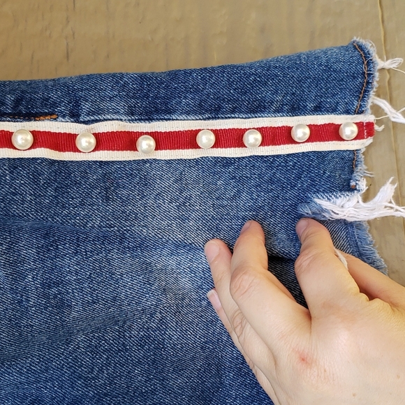 Zara denim shorts red and white stripes with pearls size 2 - Picture 8 of 10